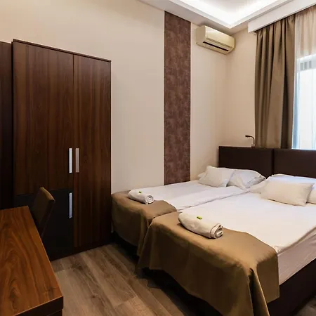 B&B Ven Diofa De Lux Panzio 세게드