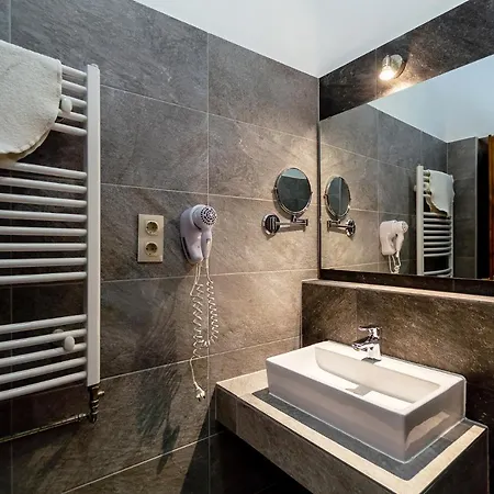Ven Diofa De Lux Panzio 4* Seghedin