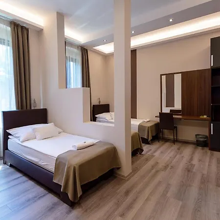 Vén Diófa De Lux Panzió 4* Szeged