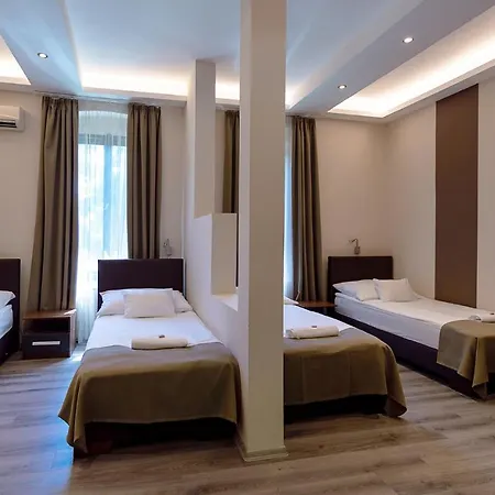 Vén Diófa De Lux Panzió 4* Szeged