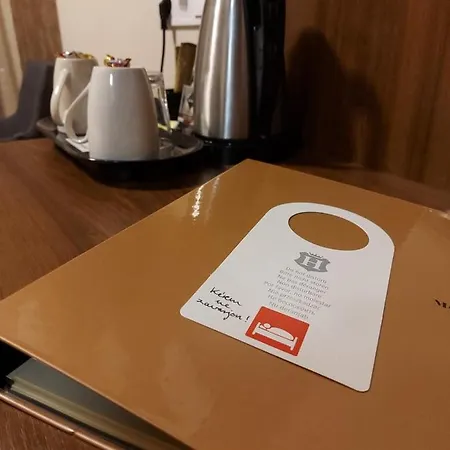Ven Diofa De Lux Panzio 住宿加早餐酒店 塞格德