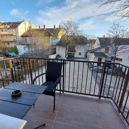 Ven Diofa De Lux Panzio B&B Seghedin