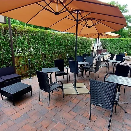 Ven Diofa De Lux Panzio 住宿加早餐酒店 4*
